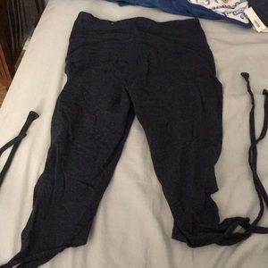 Lace up cropped leggings